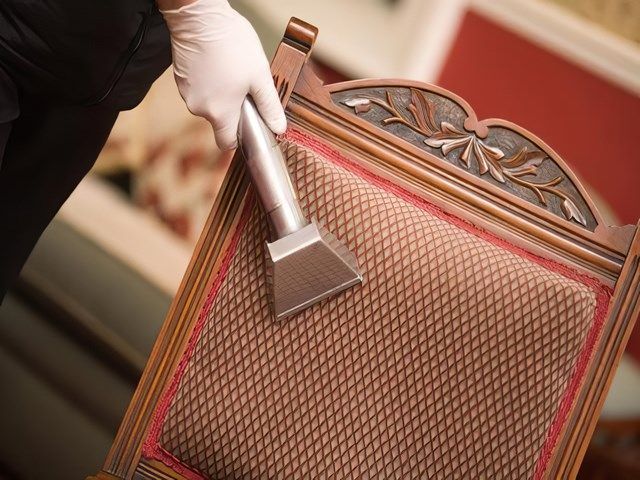 sofa-upholstery-cleaning-4